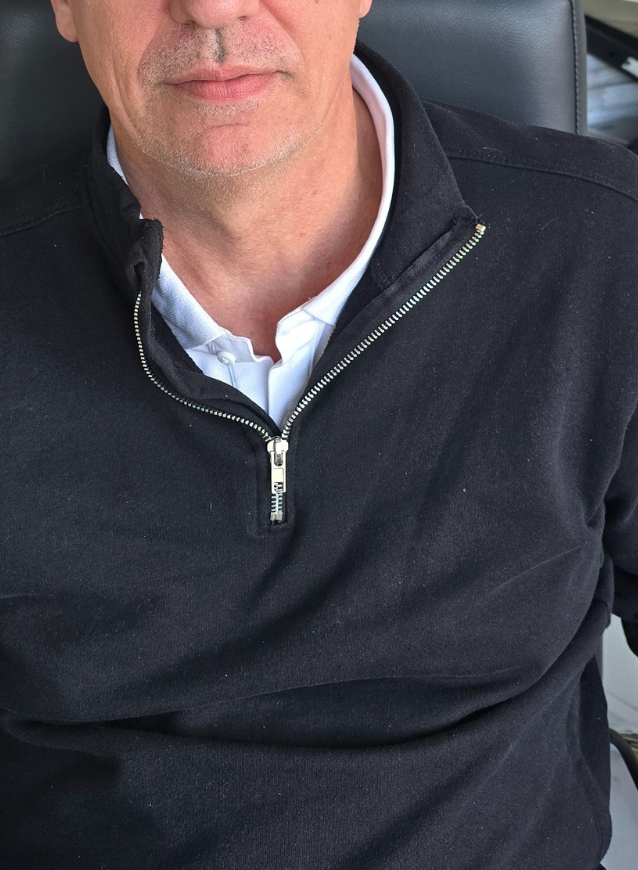 HALF-ZIP SWEATSHIRT